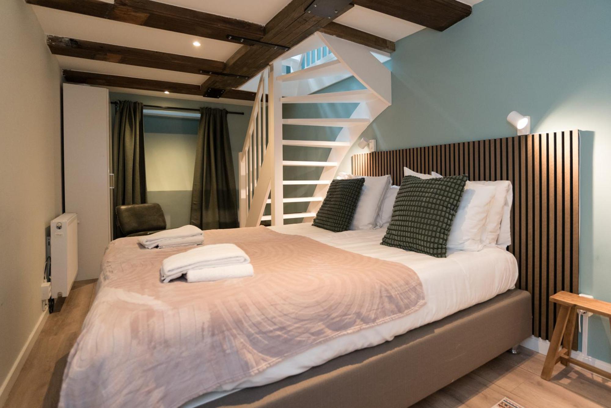 1001 Nights Boutique Lofts Hotel Haarlem Exterior photo